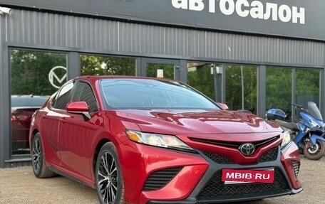 Toyota Camry, 2020 год, 2 499 000 рублей, 1 фотография