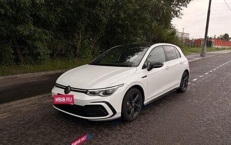 Volkswagen Golf VIII, 2022 год, 2 650 000 рублей, 1 фотография