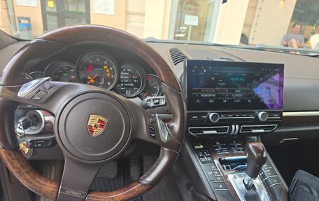 Porsche Cayenne III, 2012 год, 2 100 000 рублей, 8 фотография