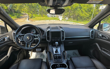 Porsche Cayenne III, 2015 год, 3 800 000 рублей, 15 фотография