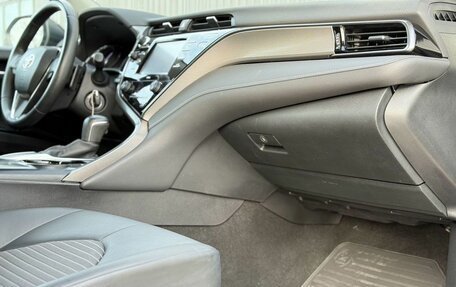 Toyota Camry, 2020 год, 2 699 000 рублей, 18 фотография