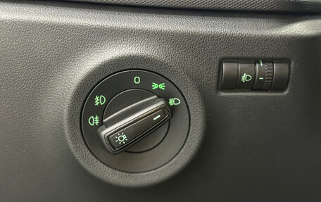Skoda Rapid II, 2020 год, 1 900 000 рублей, 14 фотография