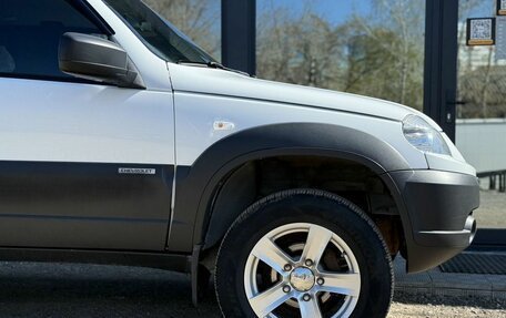 Chevrolet Niva I рестайлинг, 2017 год, 750 000 рублей, 10 фотография