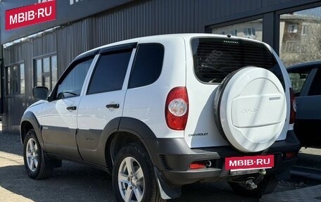 Chevrolet Niva I рестайлинг, 2017 год, 750 000 рублей, 12 фотография