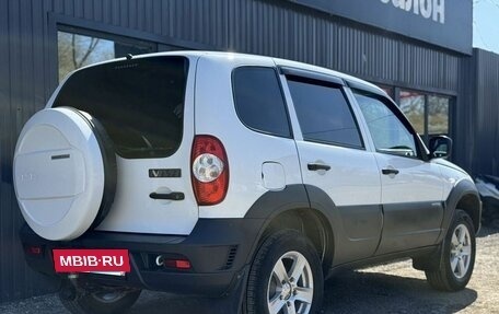 Chevrolet Niva I рестайлинг, 2017 год, 750 000 рублей, 7 фотография