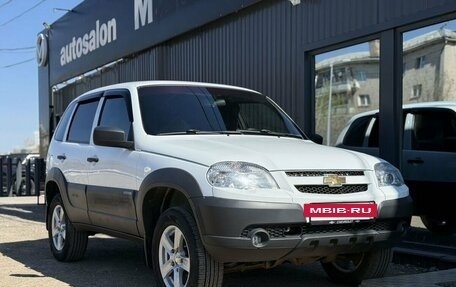 Chevrolet Niva I рестайлинг, 2017 год, 750 000 рублей, 8 фотография