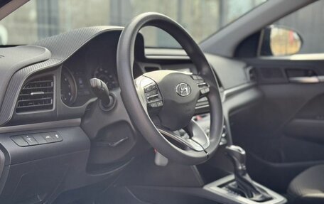 Hyundai Elantra VI рестайлинг, 2019 год, 1 390 000 рублей, 14 фотография
