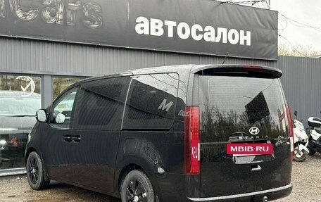 Hyundai Staria, 2024 год, 6 299 000 рублей, 4 фотография