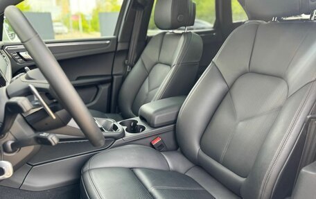 Porsche Macan I рестайлинг, 2025 год, 9 260 000 рублей, 19 фотография