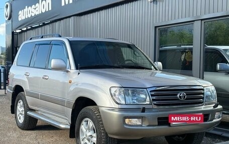 Toyota Land Cruiser 100 рестайлинг 2, 2002 год, 2 150 000 рублей, 4 фотография