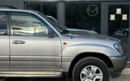 Toyota Land Cruiser 100 рестайлинг 2, 2002 год, 2 150 000 рублей, 6 фотография