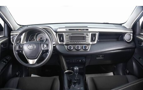 Toyota RAV4, 2013 год, 1 899 000 рублей, 12 фотография