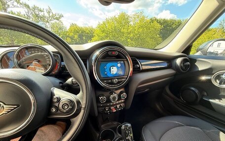 MINI Hatch, 2019 год, 2 300 000 рублей, 7 фотография