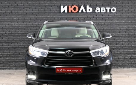 Toyota Highlander III, 2014 год, 2 835 000 рублей, 2 фотография