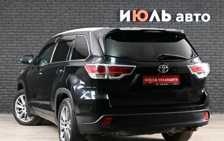 Toyota Highlander III, 2014 год, 2 835 000 рублей, 4 фотография