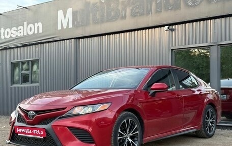 Toyota Camry, 2020 год, 2 499 000 рублей, 3 фотография