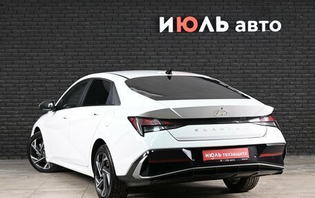 Hyundai Elantra, 2023 год, 2 165 000 рублей, 4 фотография