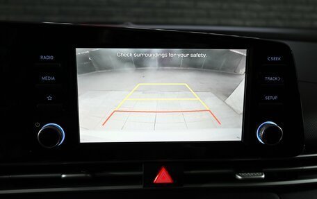 Hyundai Elantra, 2023 год, 2 165 000 рублей, 12 фотография