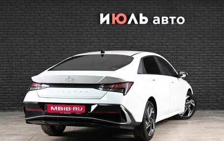Hyundai Elantra, 2023 год, 2 165 000 рублей, 6 фотография