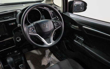 Honda Fit III, 2019 год, 1 289 000 рублей, 14 фотография