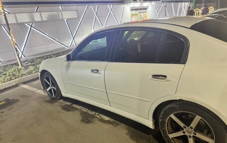 Nissan Skyline, 2003 год, 370 000 рублей, 2 фотография
