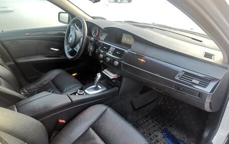 BMW 5 серия, 2008 год, 1 200 000 рублей, 3 фотография