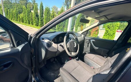 Renault Logan I, 2010 год, 366 000 рублей, 3 фотография