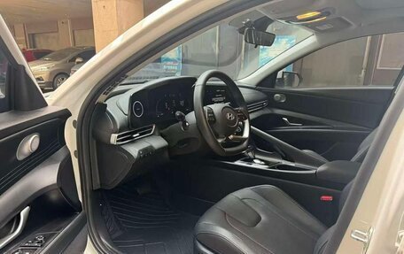 Hyundai Elantra, 2023 год, 1 450 000 рублей, 6 фотография