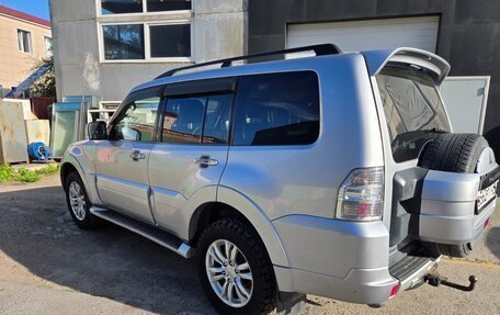 Mitsubishi Pajero IV, 2011 год, 2 000 000 рублей, 4 фотография