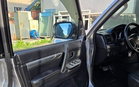 Mitsubishi Pajero IV, 2011 год, 2 000 000 рублей, 8 фотография