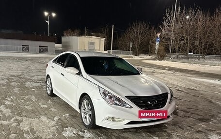 Hyundai Sonata VI, 2011 год, 1 100 000 рублей, 3 фотография