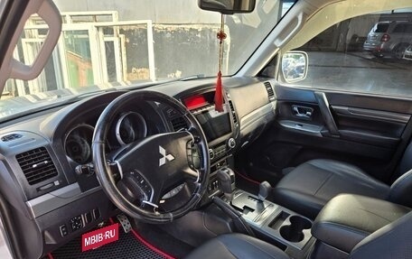 Mitsubishi Pajero IV, 2011 год, 2 000 000 рублей, 9 фотография