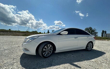 Hyundai Sonata VI, 2011 год, 1 100 000 рублей, 16 фотография