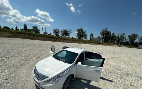 Hyundai Sonata VI, 2011 год, 1 100 000 рублей, 15 фотография