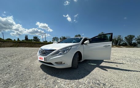 Hyundai Sonata VI, 2011 год, 1 100 000 рублей, 13 фотография