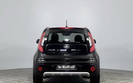 KIA Soul II рестайлинг, 2017 год, 1 525 000 рублей, 6 фотография