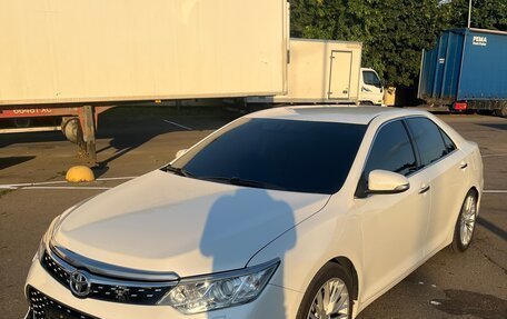 Toyota Camry, 2014 год, 2 150 000 рублей, 4 фотография