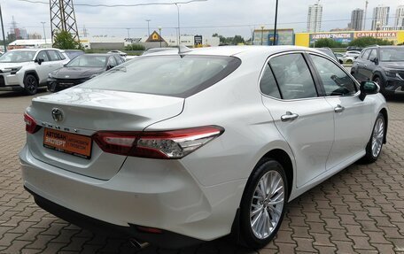 Toyota Camry, 2019 год, 2 899 000 рублей, 3 фотография