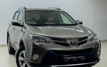 Toyota RAV4, 2015 год, 2 058 000 рублей, 3 фотография