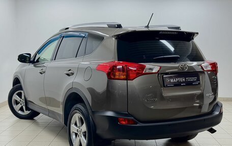 Toyota RAV4, 2015 год, 2 058 000 рублей, 4 фотография