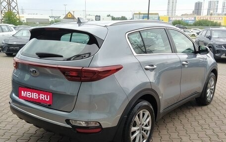 KIA Sportage IV рестайлинг, 2020 год, 2 500 000 рублей, 3 фотография