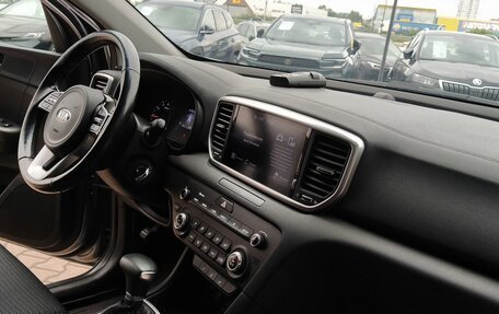 KIA Sportage IV рестайлинг, 2020 год, 2 500 000 рублей, 21 фотография