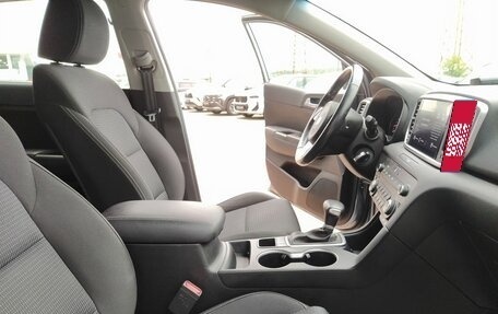 KIA Sportage IV рестайлинг, 2020 год, 2 500 000 рублей, 20 фотография