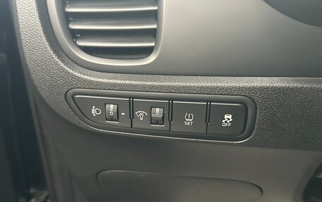 KIA Rio IV, 2018 год, 1 390 000 рублей, 9 фотография