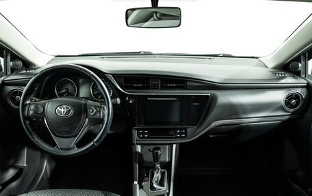 Toyota Corolla, 2018 год, 1 750 000 рублей, 14 фотография