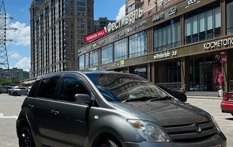 Toyota Ist II, 2004 год, 550 000 рублей, 2 фотография