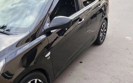 Hyundai Solaris II рестайлинг, 2014 год, 885 555 рублей, 3 фотография
