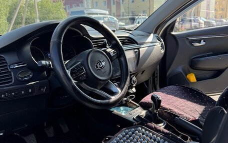 KIA Rio IV, 2017 год, 1 399 999 рублей, 10 фотография