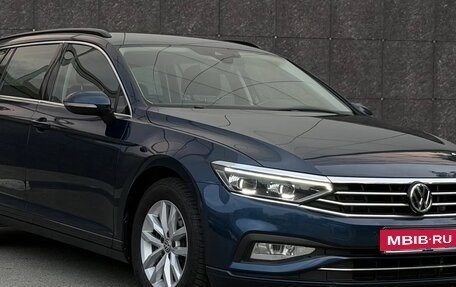 Volkswagen Passat B8 рестайлинг, 2020 год, 2 220 000 рублей, 2 фотография