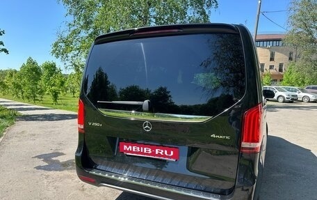 Mercedes-Benz V-Класс, 2018 год, 3 950 000 рублей, 6 фотография